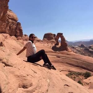 Meet your Posher, Farima